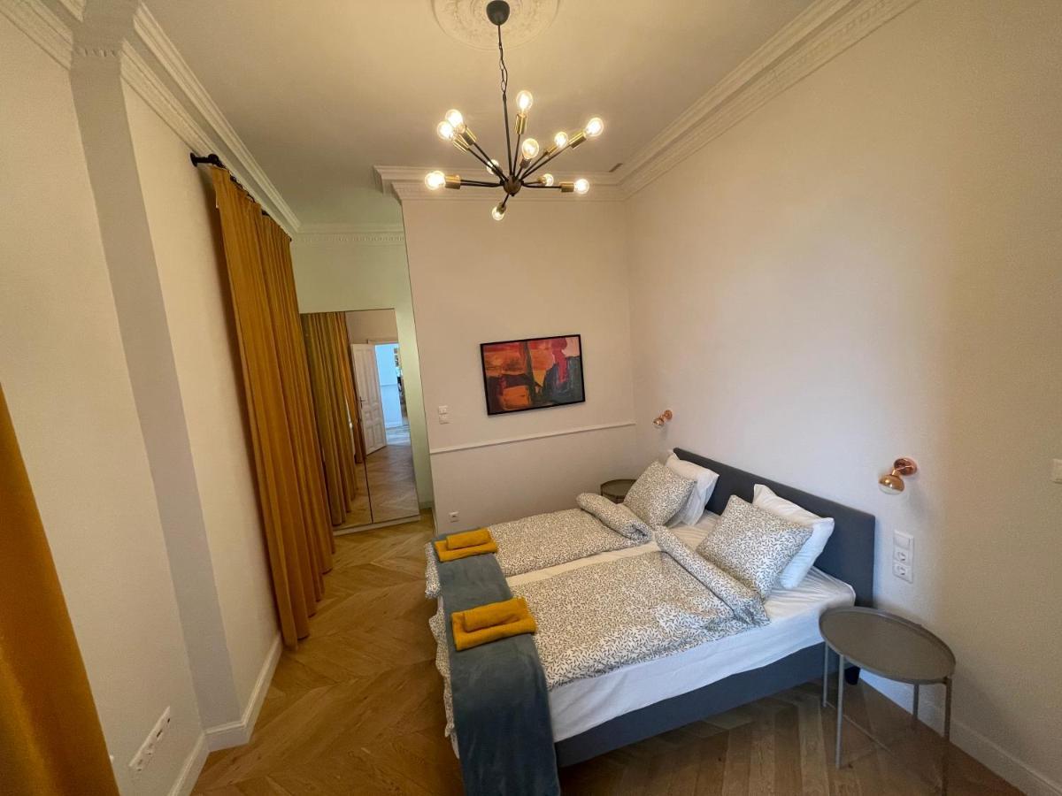 City Center 3, Elegant And Cozy 2Br In City Center! Budapest Exteriör bild
